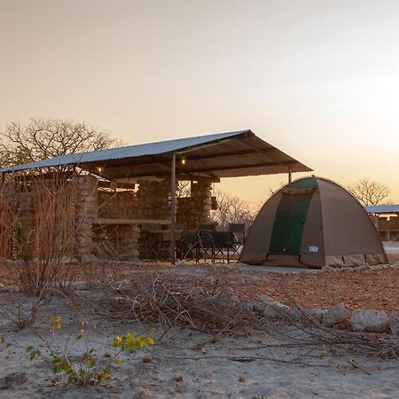 Etosha Trading Post Campsite Okaukuejo Luaran gambar