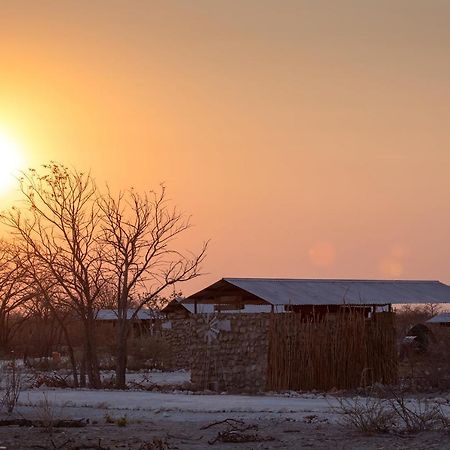 Etosha Trading Post Campsite Okaukuejo Luaran gambar