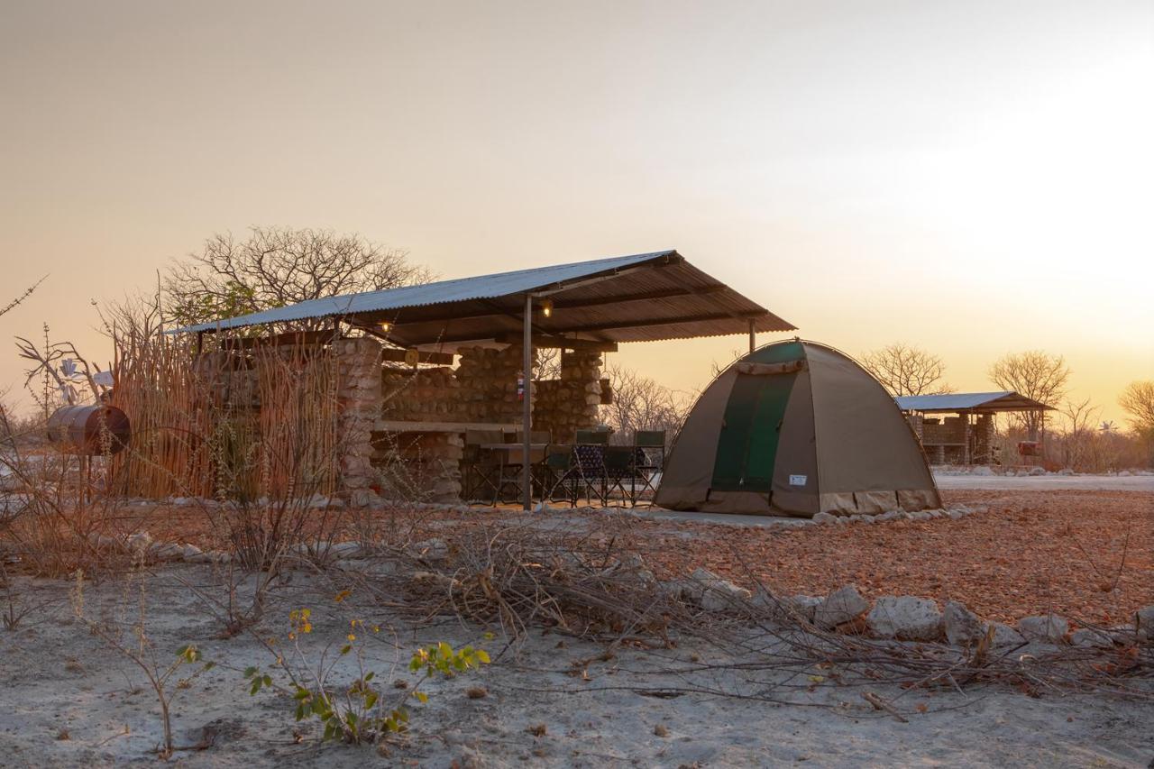 Etosha Trading Post Campsite Hotel Okaukuejo Luaran gambar